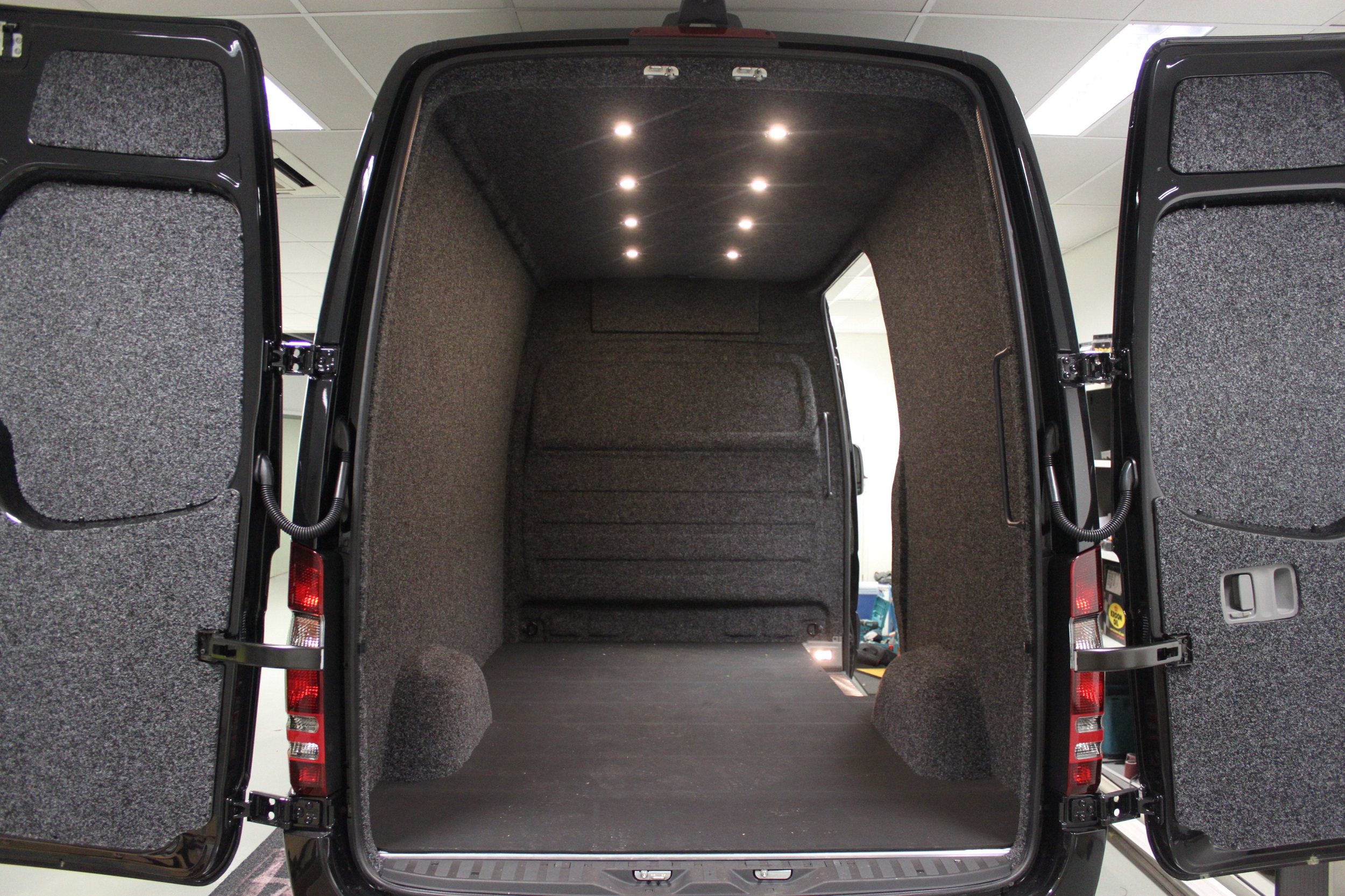 Mercedes Sprinter56 Mercedes Sprinter56