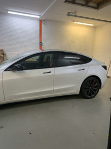 Tesla Model 3 Ontchromen 5