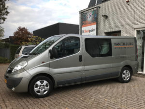 busbelettering Opel Vivaro