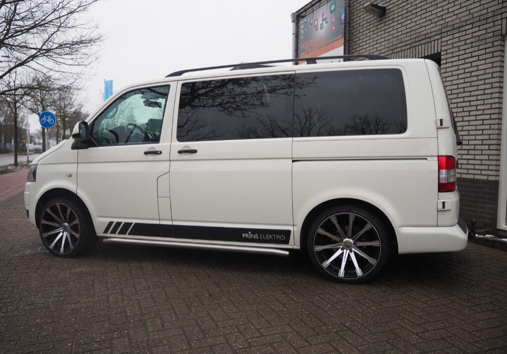 Autobestickering-Eindhoven-Prins-Elektro-Volkswagen-Transporter