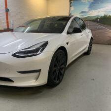 Tesla Model 3 Ontchromen 6